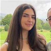 Étudiante en lettres à La Sorbonne, je propose mon aide en français de la 6eme à la terminale.